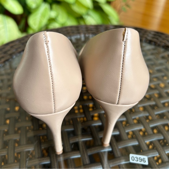 Kelly & Katie Sandals Elegant Nude Heels size 8 - Picture 3 of 7